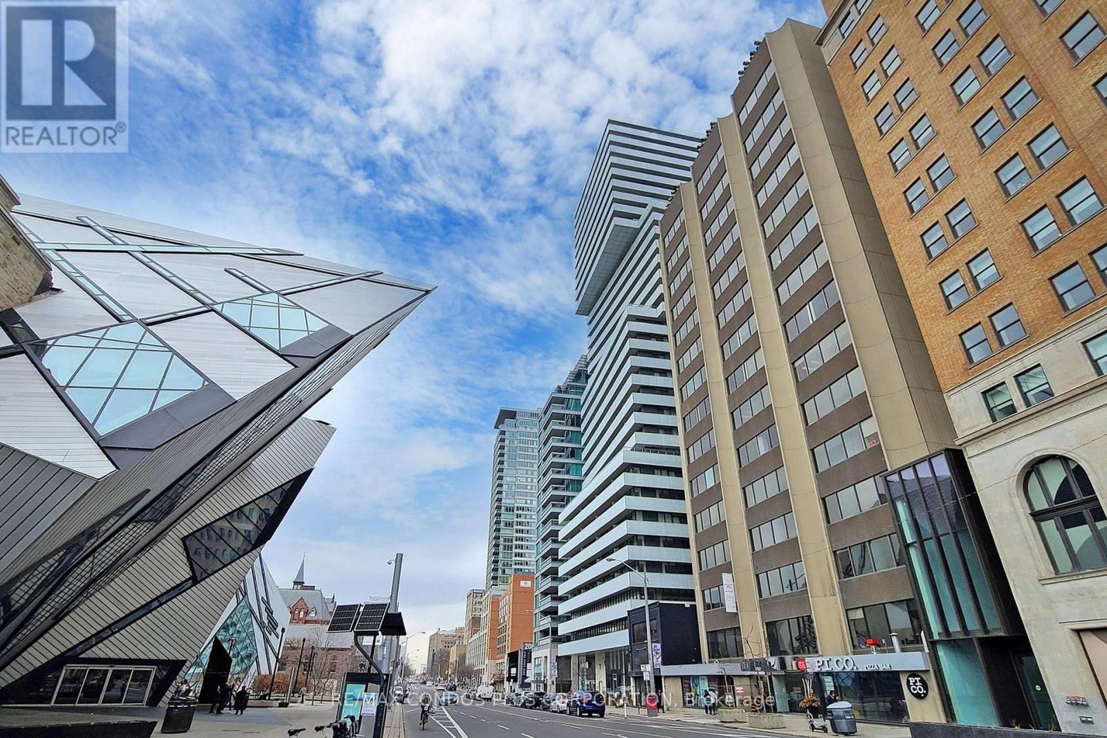 2105 - 200 Bloor Street W, Toronto, Ontario  M5S 0B1 - Photo 33 - C12188479