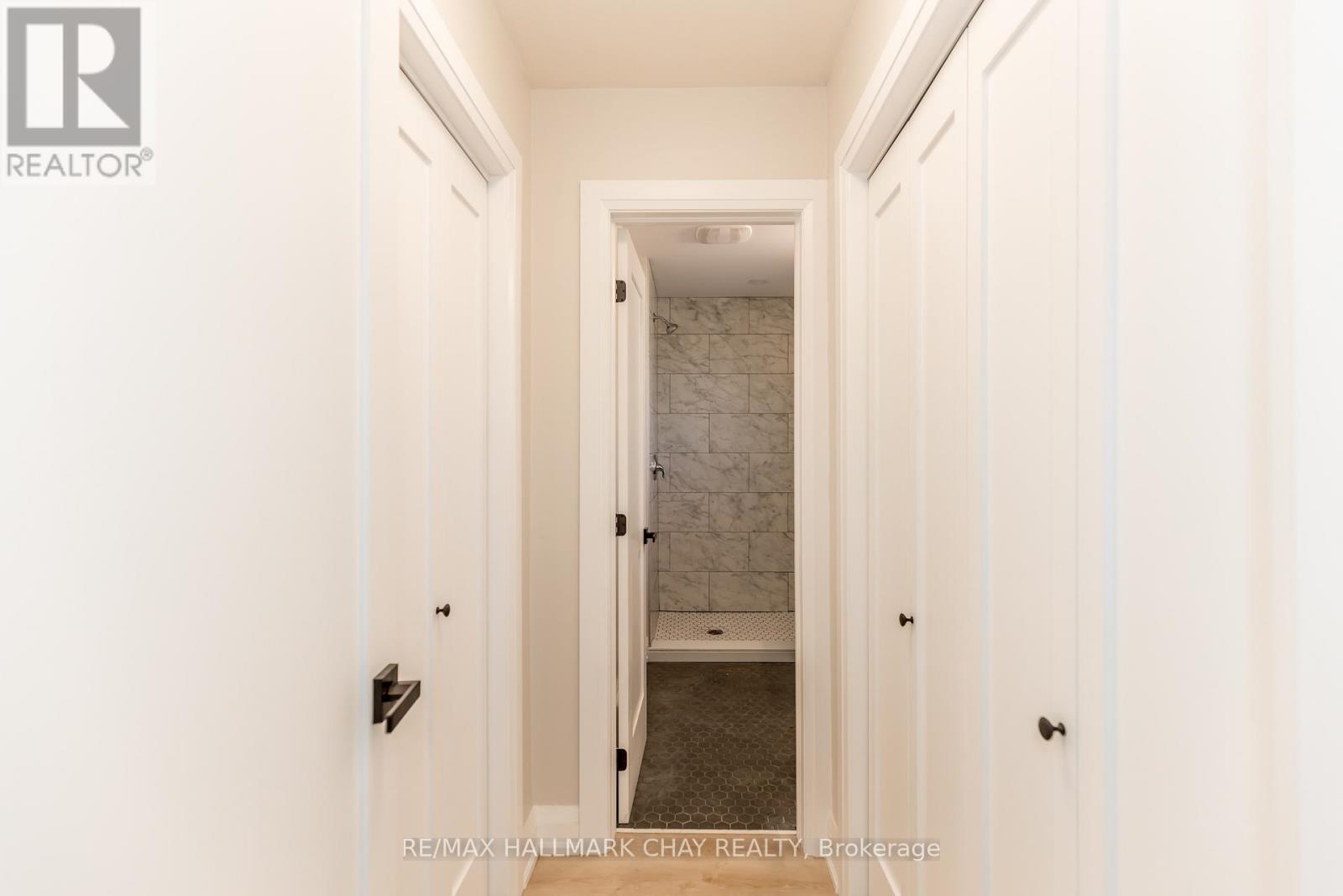 Upper - 3993 Stouffville Road, Whitchurch-Stouffville, Ontario  L4A 3X1 - Photo 13 - N12446984
