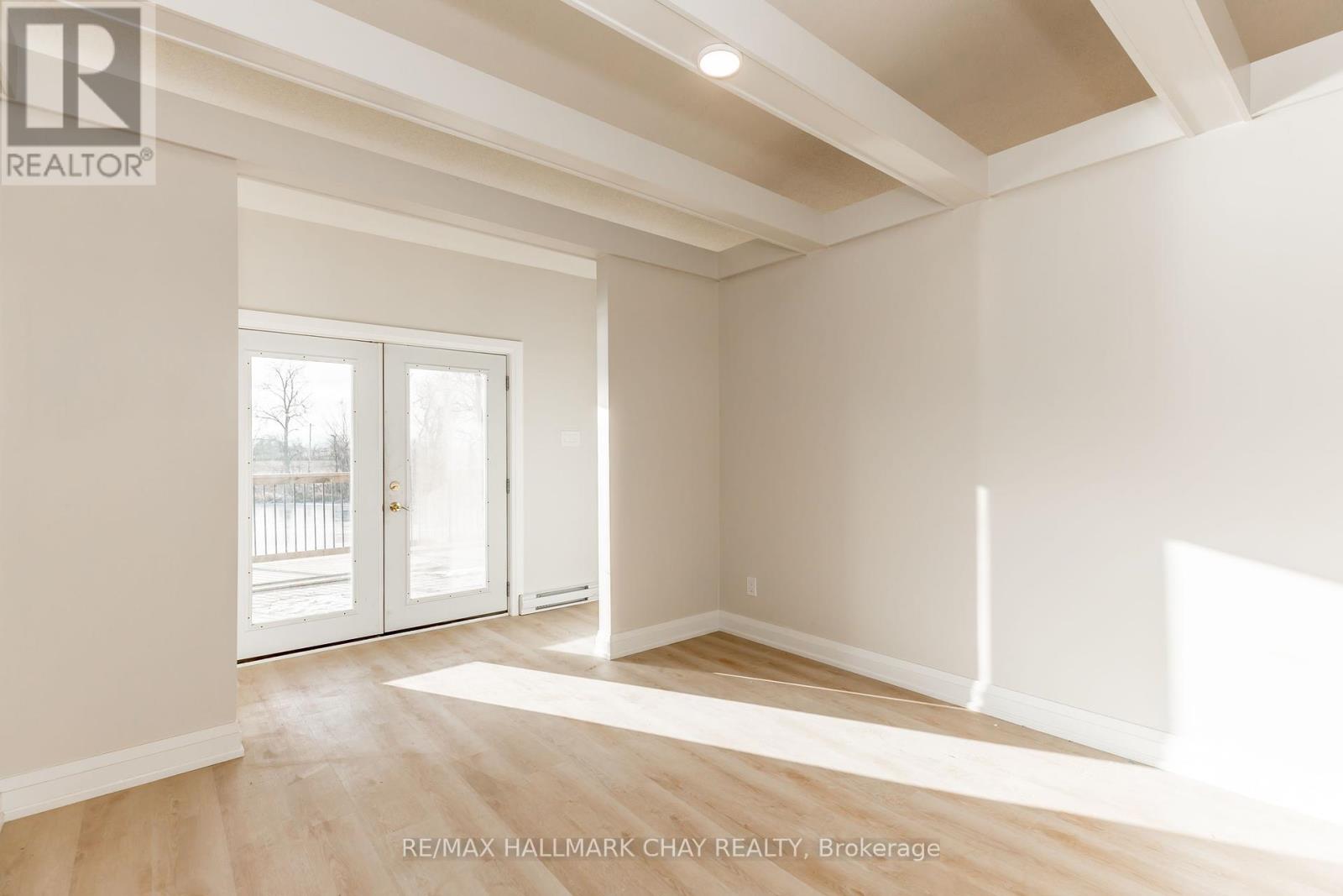 Upper - 3993 Stouffville Road, Whitchurch-Stouffville, Ontario  L4A 3X1 - Photo 9 - N12446984