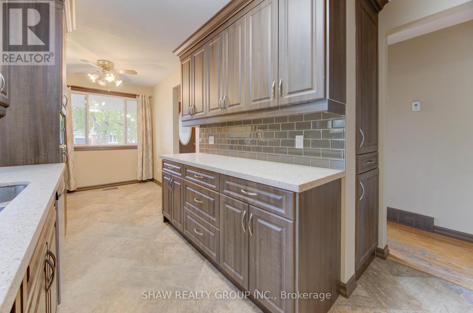 7 Hudson Crescent, Kitchener, Ontario  N2B 2V7 - Photo 11 - X12451761