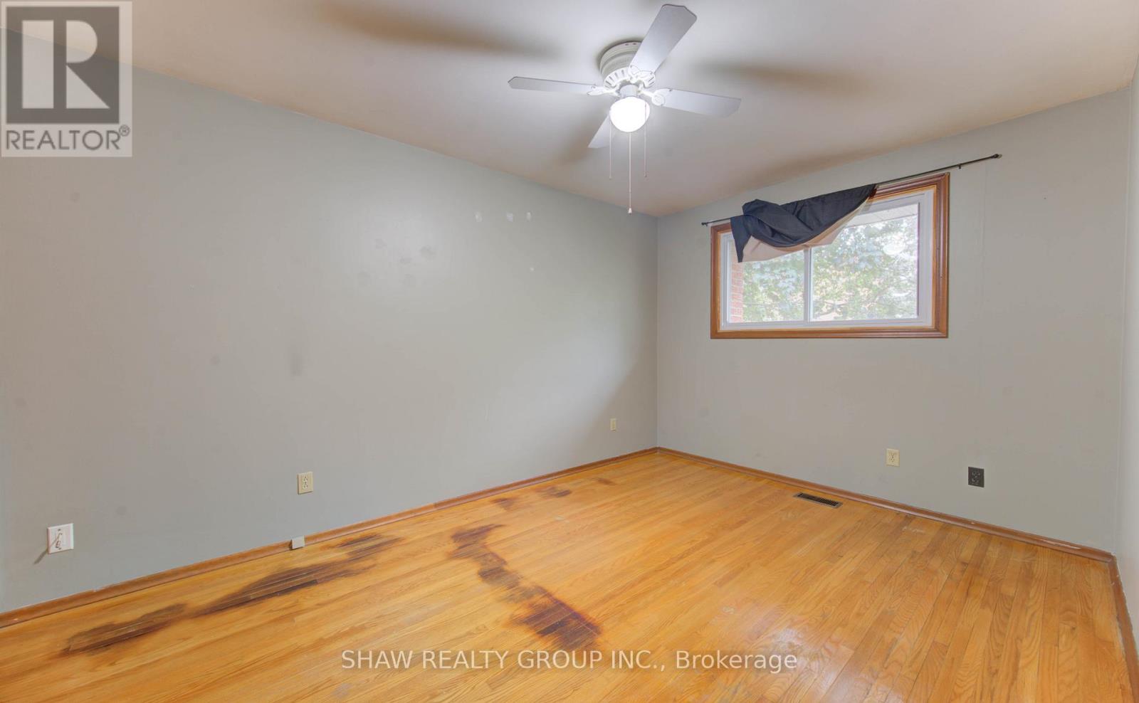 7 Hudson Crescent, Kitchener, Ontario  N2B 2V7 - Photo 19 - X12451761