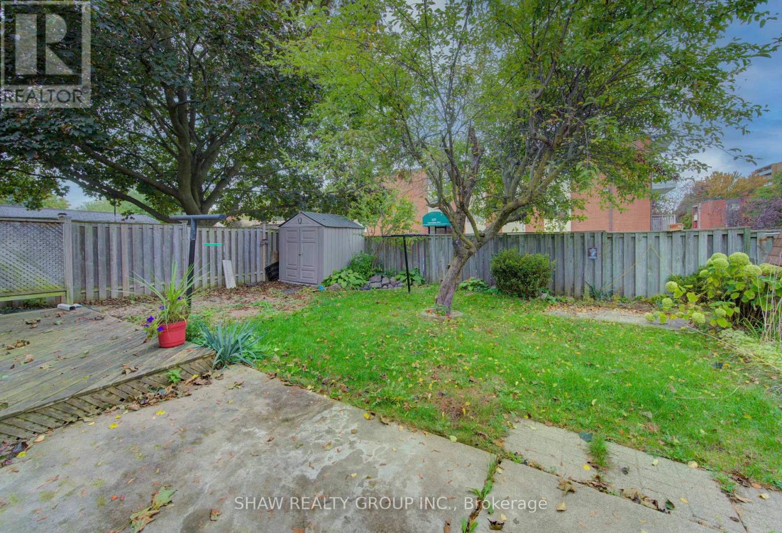 7 Hudson Crescent, Kitchener, Ontario  N2B 2V7 - Photo 23 - X12451761