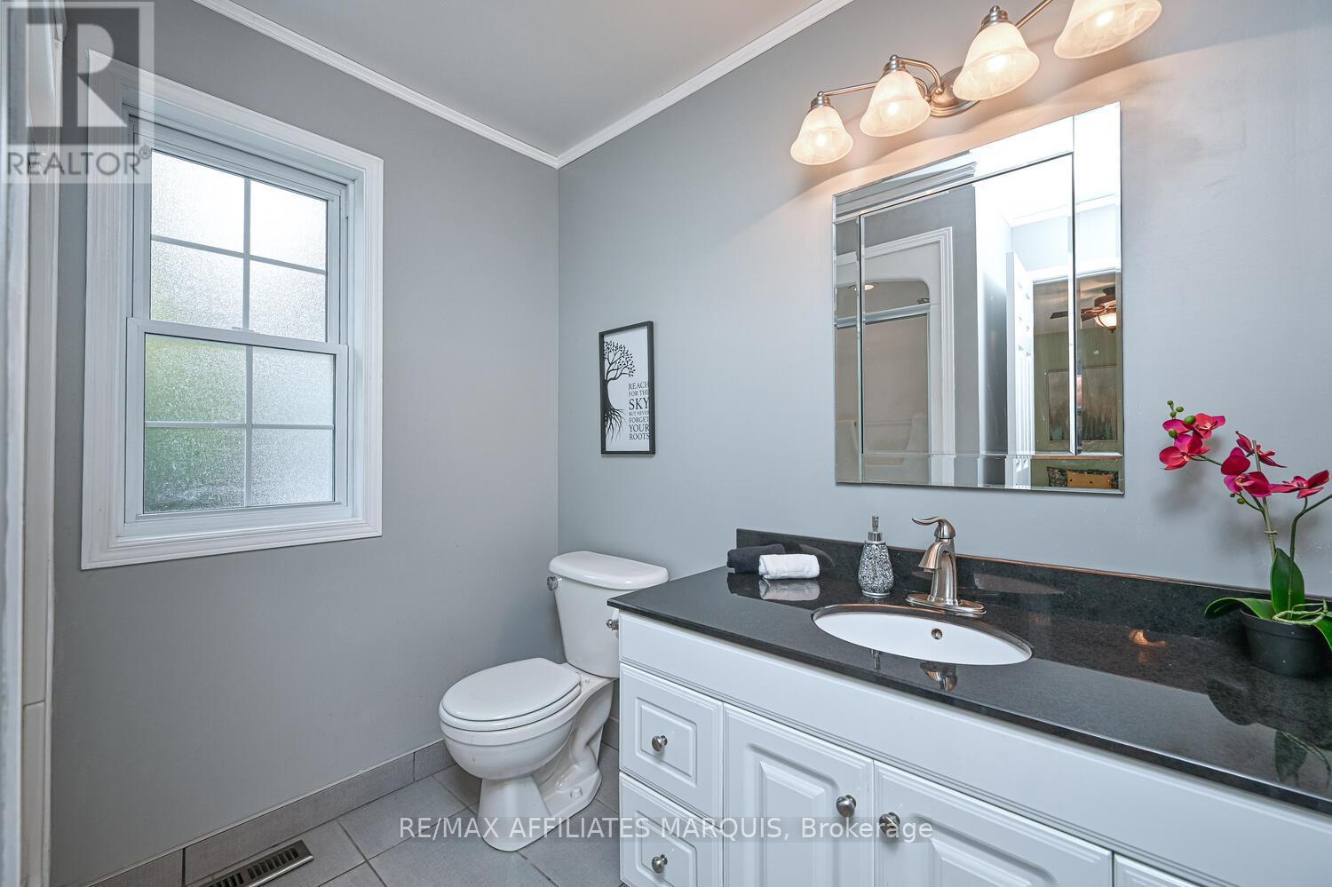 10 Tudor Circle, Rideau Lakes, Ontario  K0G 1L0 - Photo 30 - X12100360