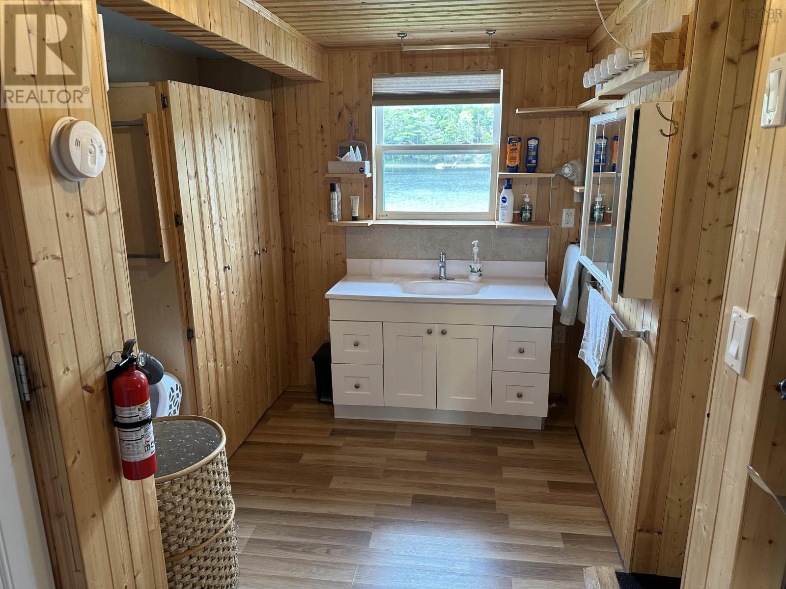 597 Peters Point Road, South Brookfield, Nova Scotia  B0T 1X0 - Photo 19 - 202521364