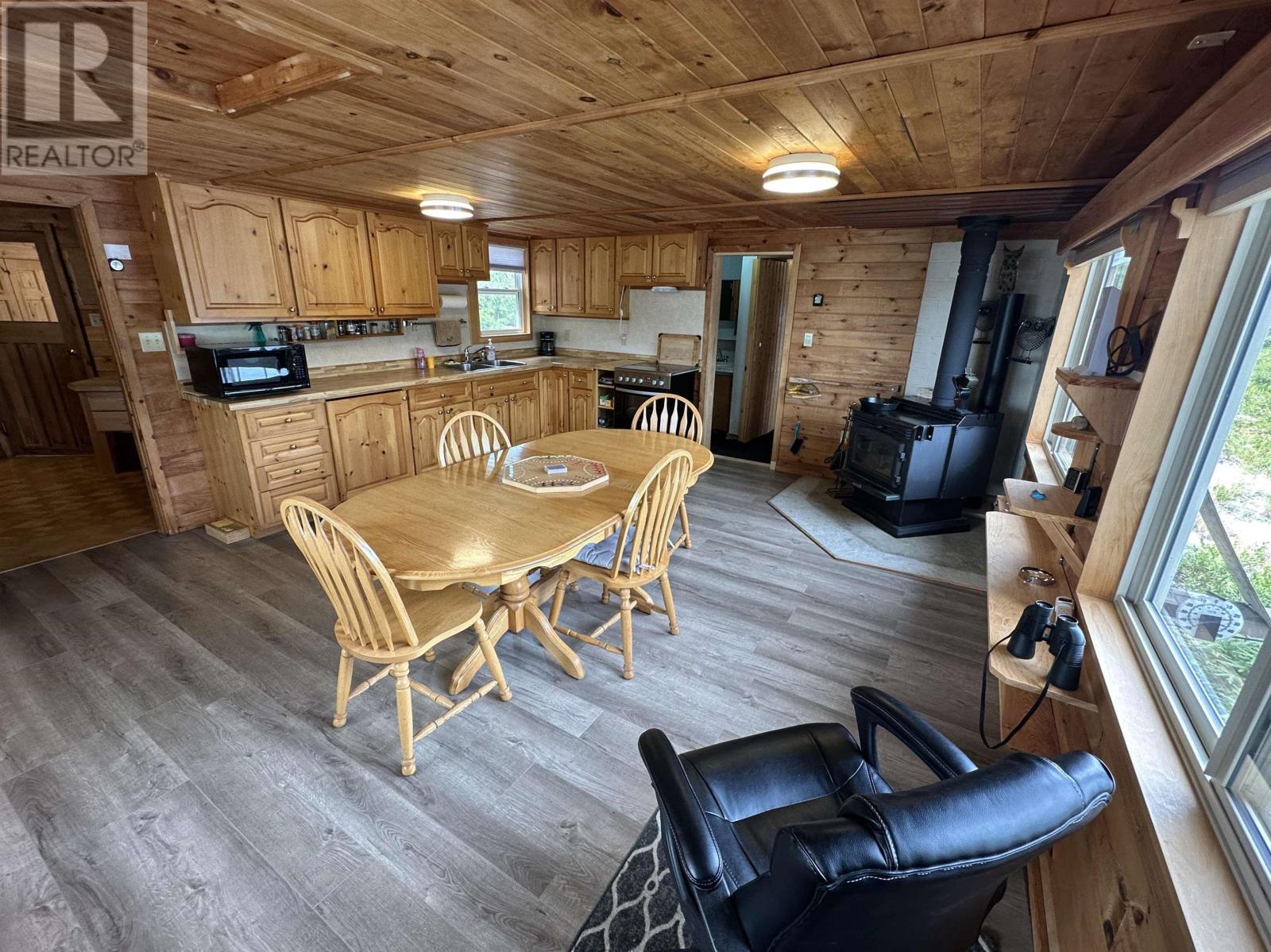 597 Peters Point Road, South Brookfield, Nova Scotia  B0T 1X0 - Photo 13 - 202521364