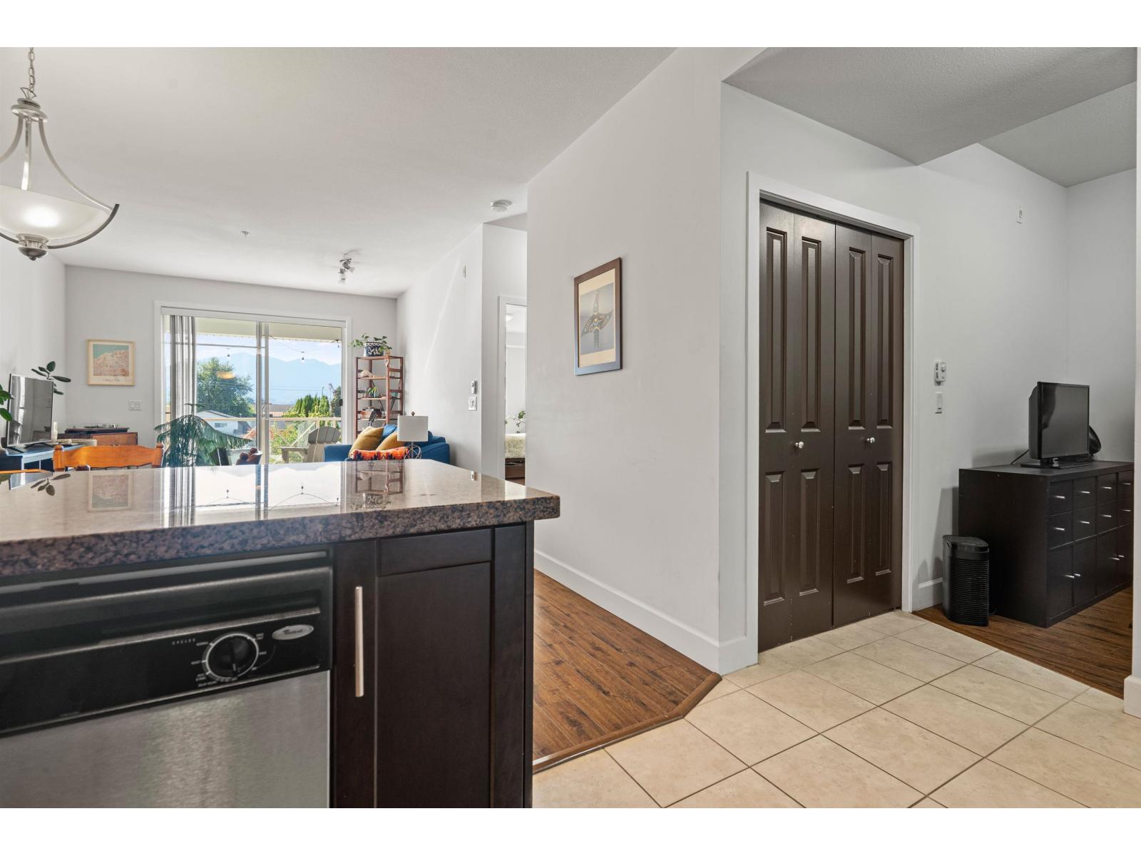 216 46262 First Avenue, Chilliwack Proper East, Chilliwack, British Columbia  V2P 0C3 - Photo 8 - R3055760