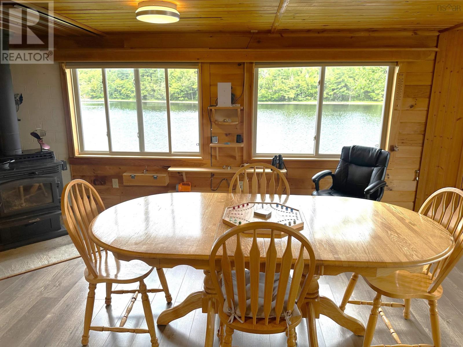 597 Peters Point Road, South Brookfield, Nova Scotia  B0T 1X0 - Photo 14 - 202521364