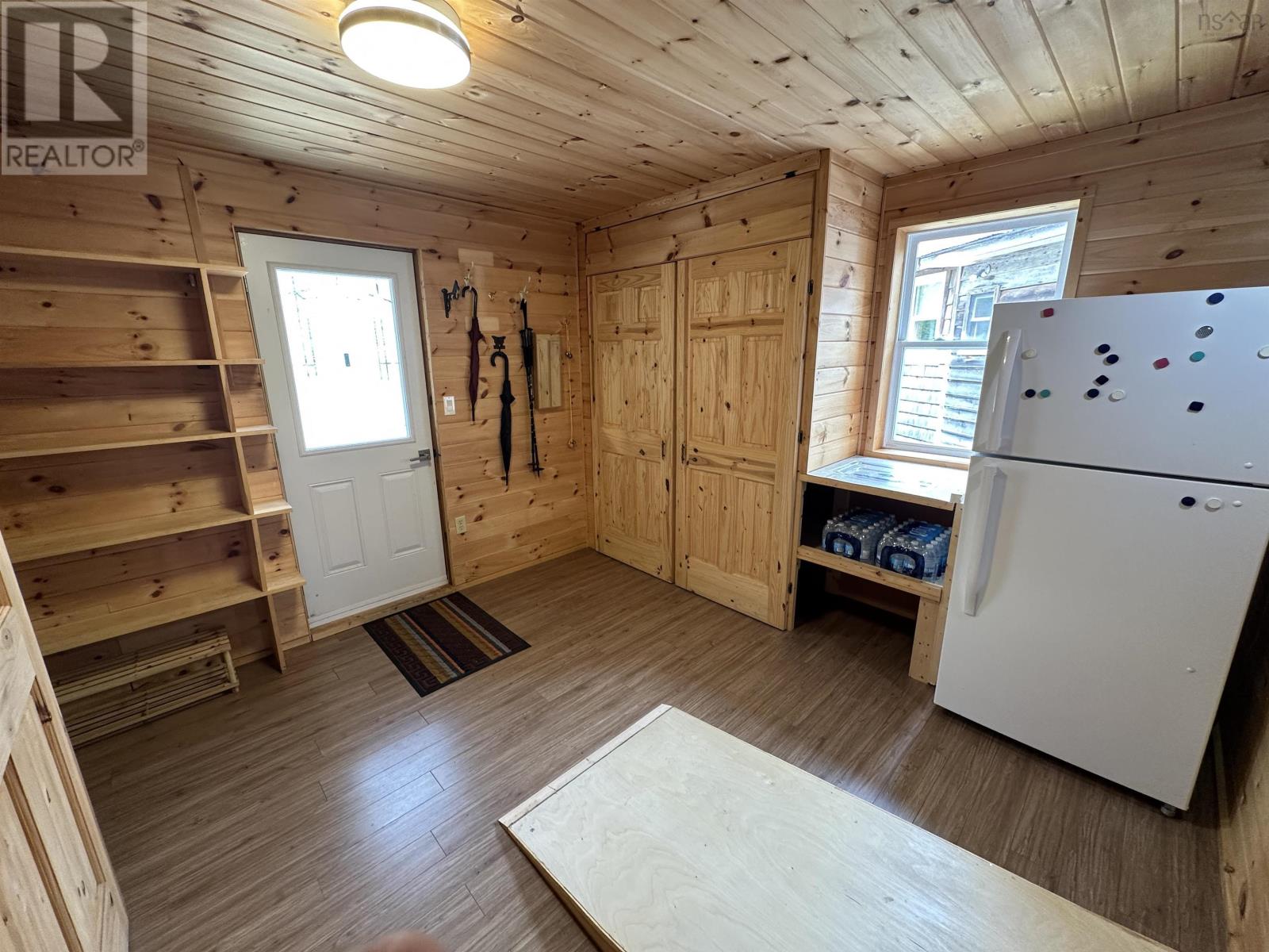 597 Peters Point Road, South Brookfield, Nova Scotia  B0T 1X0 - Photo 3 - 202521364