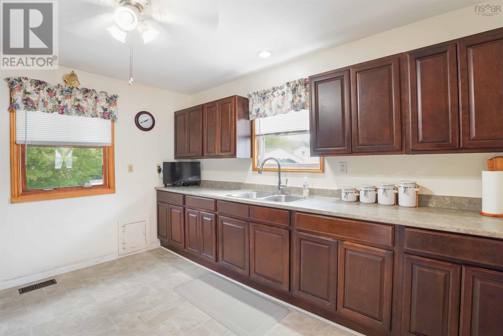 8049 Highway 221, Centreville, Nova Scotia  B0P 1J0 - Photo 13 - 202523090