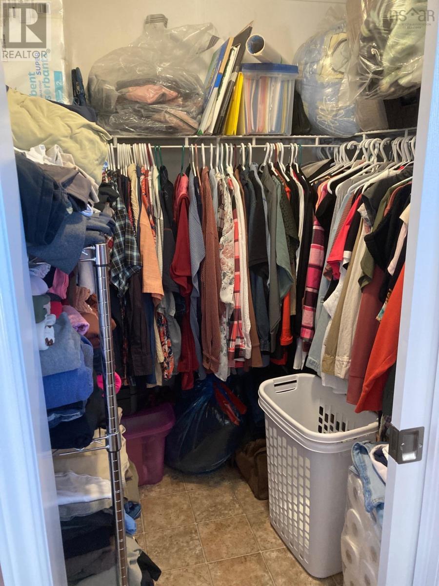 2 Sherbrooke Avenue, Lahave Heights, Bridgewater, Nova Scotia  B4V 4E7 - Photo 19 - 202523001