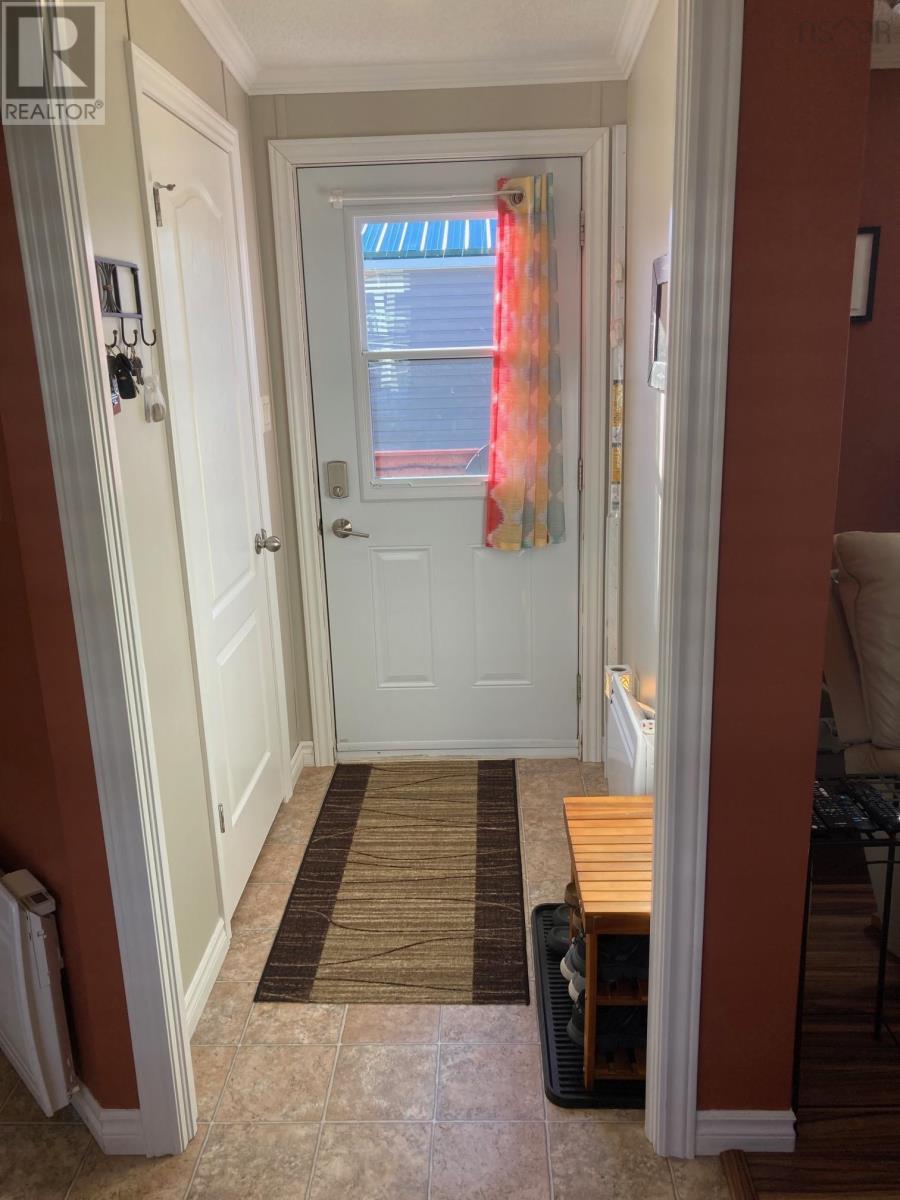 2 Sherbrooke Avenue, Lahave Heights, Bridgewater, Nova Scotia  B4V 4E7 - Photo 12 - 202523001