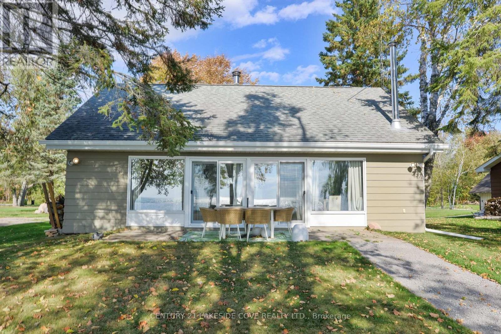 3322 Amilia Drive, Ramara, Ontario  L0K 1B0 - Photo 27 - S12447381