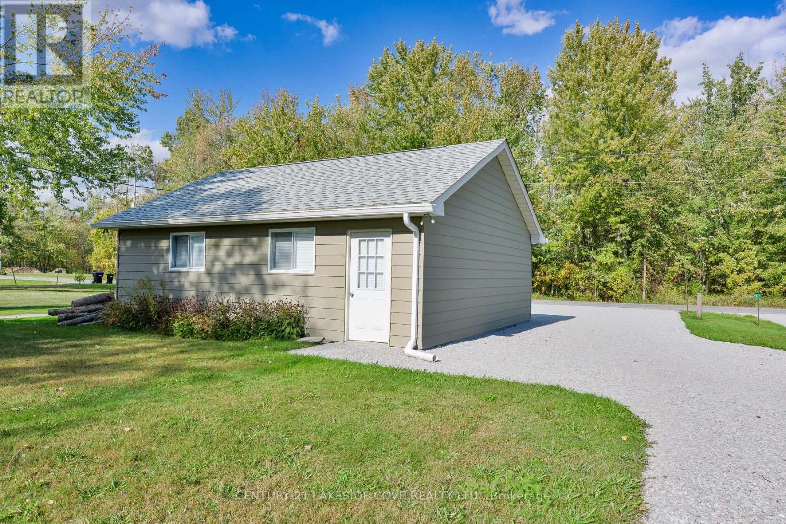 3322 Amilia Drive, Ramara, Ontario  L0K 1B0 - Photo 32 - S12447381