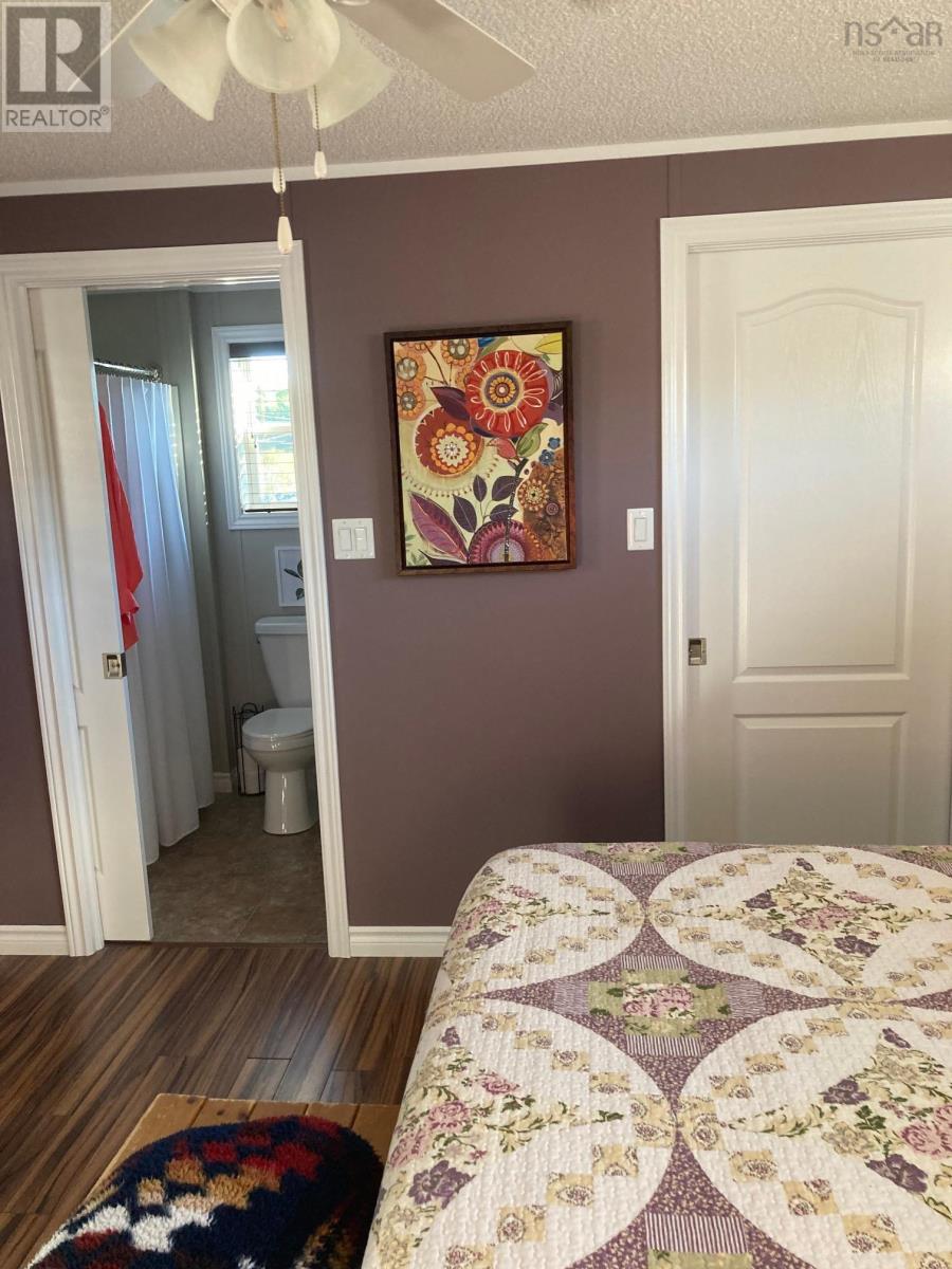 2 Sherbrooke Avenue, Lahave Heights, Bridgewater, Nova Scotia  B4V 4E7 - Photo 17 - 202523001