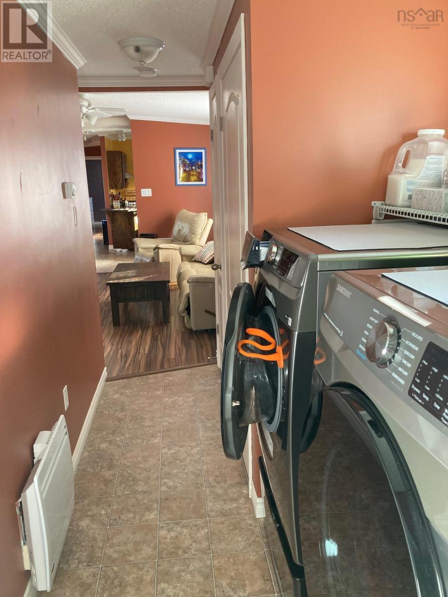 2 Sherbrooke Avenue, Lahave Heights, Bridgewater, Nova Scotia  B4V 4E7 - Photo 25 - 202523001