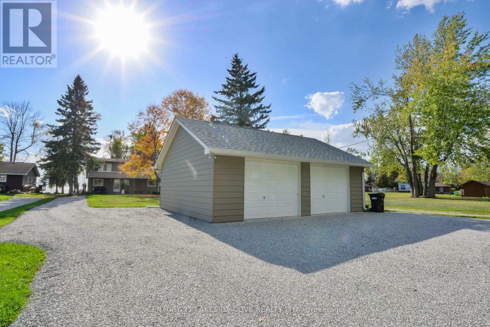 3322 Amilia Drive, Ramara, Ontario  L0K 1B0 - Photo 34 - S12447381
