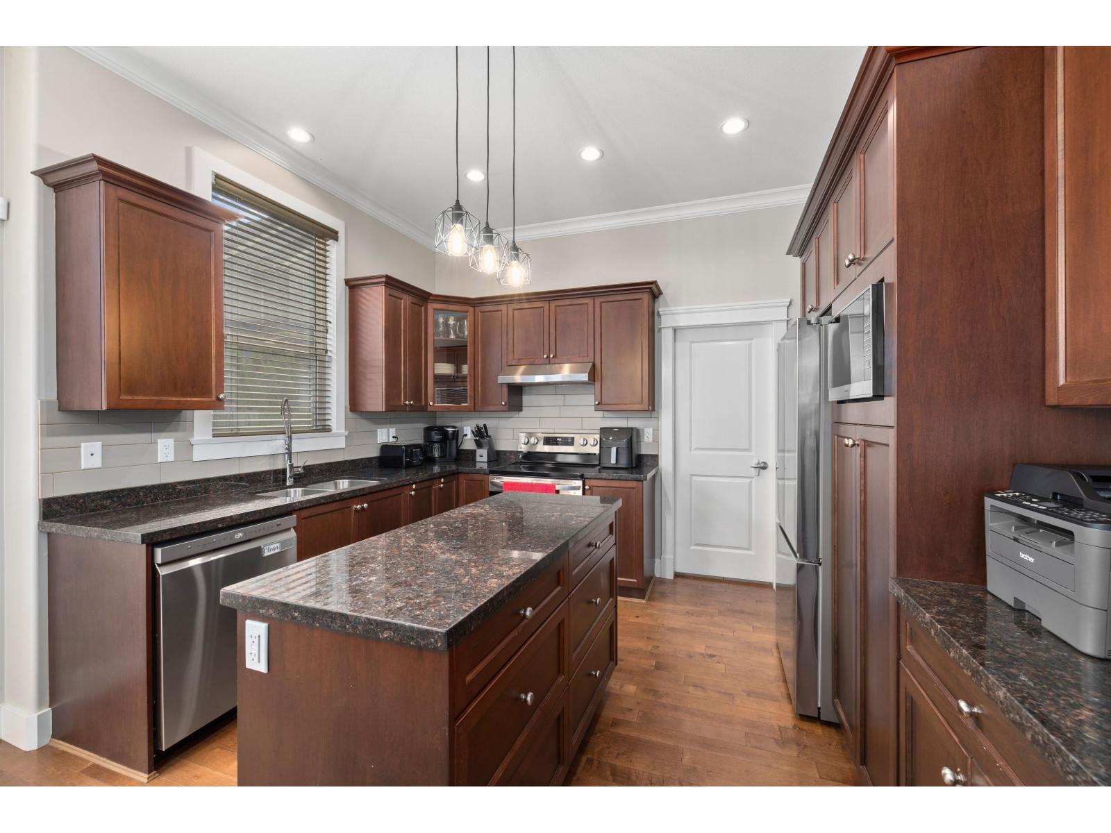 5972 163b Street, Surrey, British Columbia  V3S 1Y2 - Photo 7 - R3056230