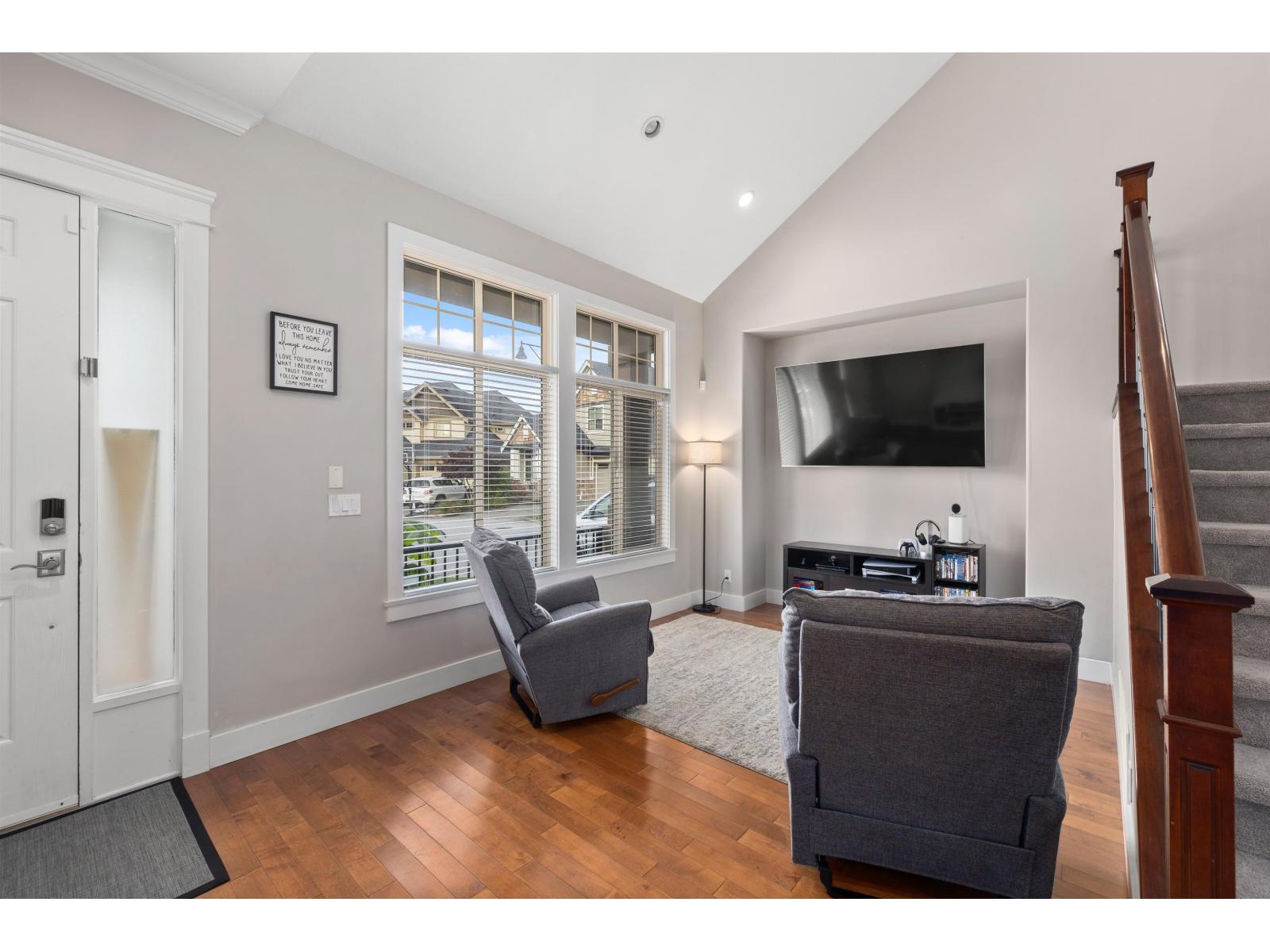 5972 163b Street, Surrey, British Columbia  V3S 1Y2 - Photo 4 - R3056230
