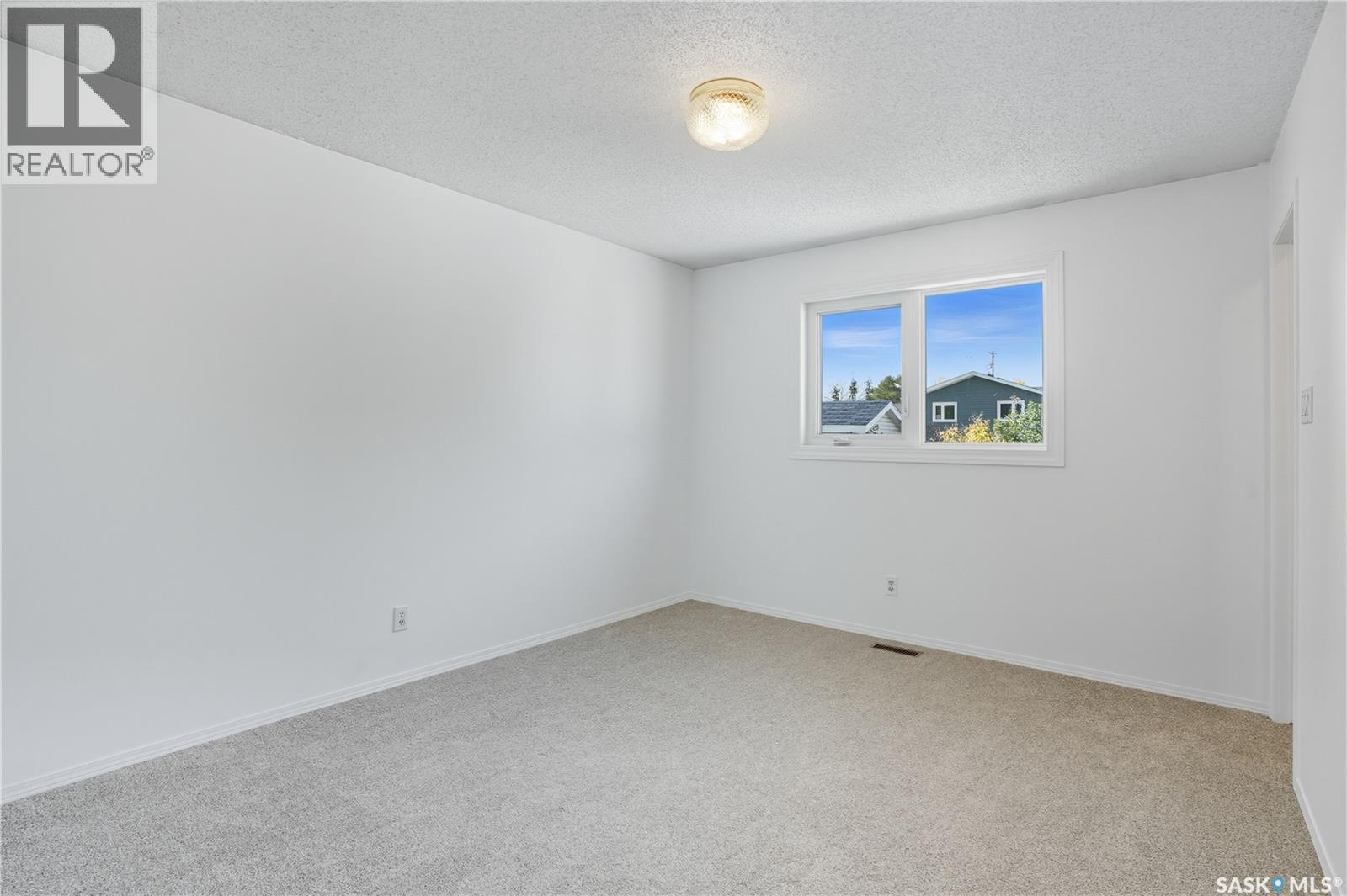 102 Bonli Crescent, Saskatoon, Saskatchewan  S7N 3Z8 - Photo 15 - SK020375