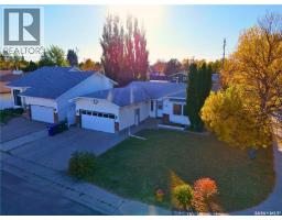 102 Bonli Crescent Erindale, Saskatoon, Ca