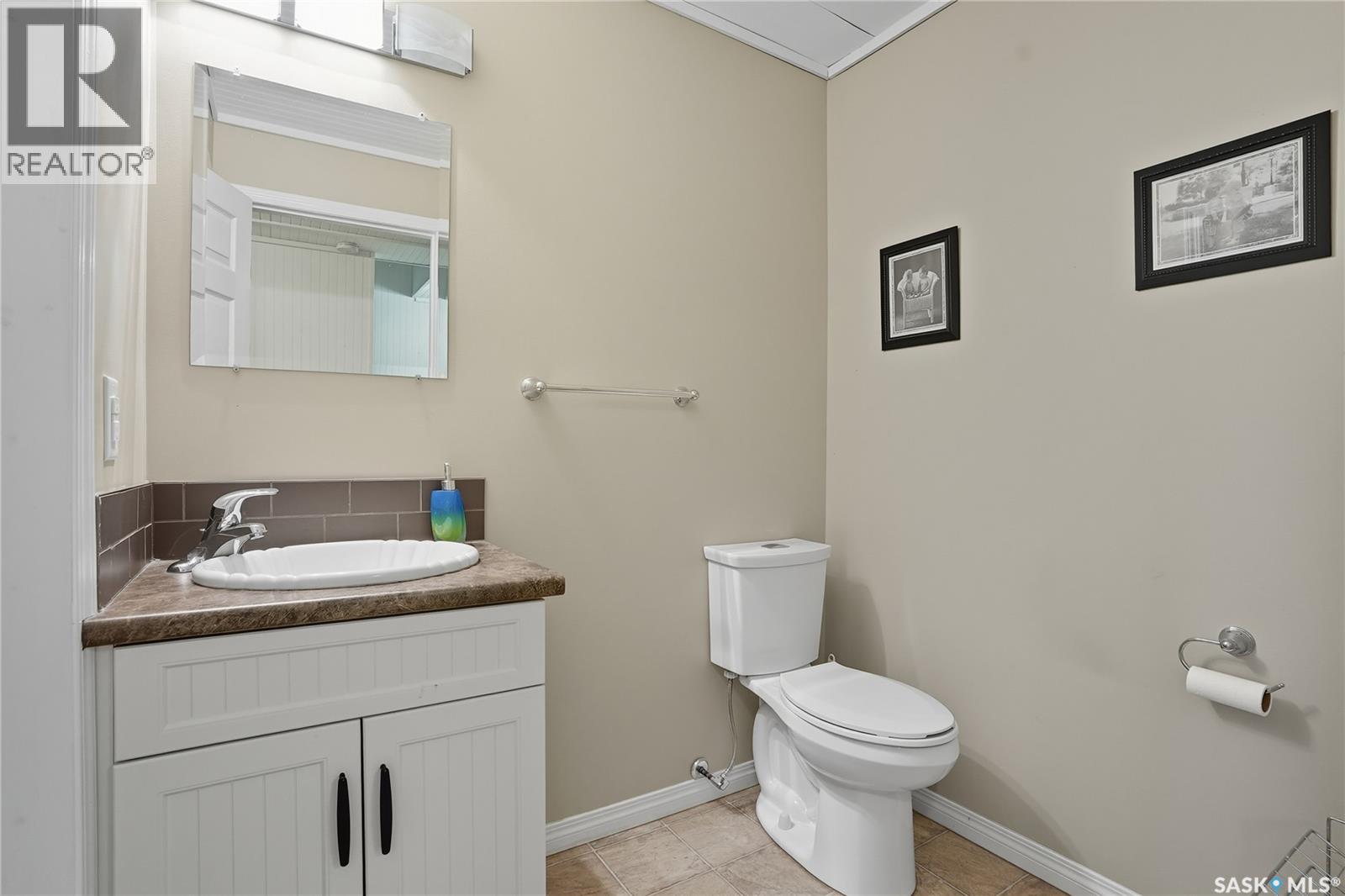 3417 Nickorick Beach Road East, Hoodoo Rm No. 401, Saskatchewan  S0K 4P0 - Photo 40 - SK020356