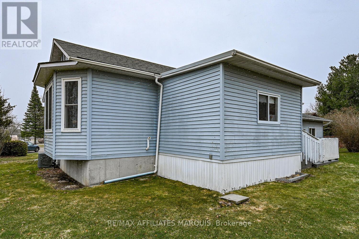 4 Otterdale Crescent, Rideau Lakes, Ontario  K7A 0J4 - Photo 30 - X12388601
