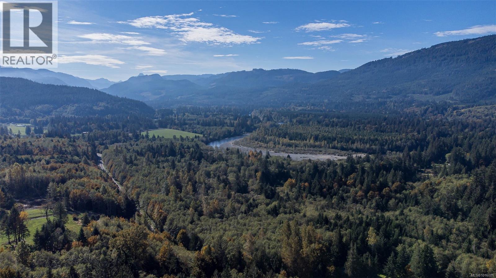 584 Sabre Rd, Sayward, British Columbia  V0P 1R0 - Photo 49 - 1016009