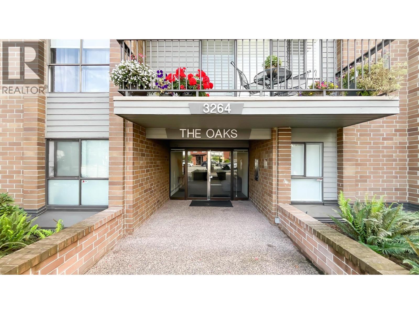 205 3264 OAK STREET, Vancouver, British Columbia