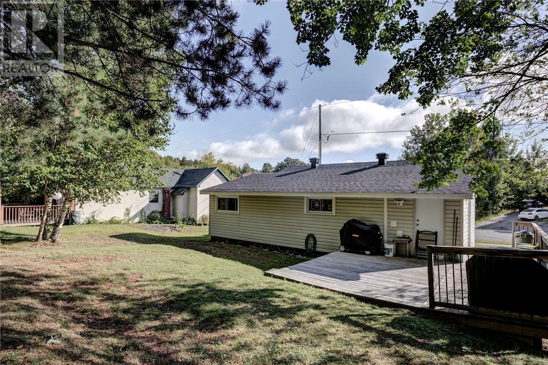 149 Somerset Street, Sudbury, Ontario  P3B 3B1 - Photo 8 - 2125136