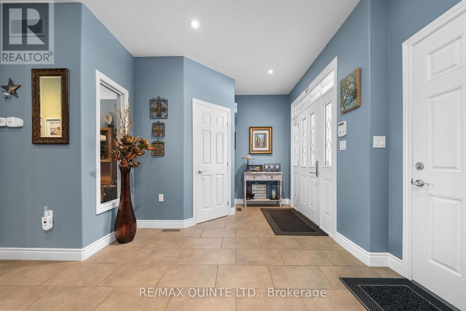 24 Gracefield Lane, Belleville, Ontario  K8N 4Z2 - Photo 9 - X12451739