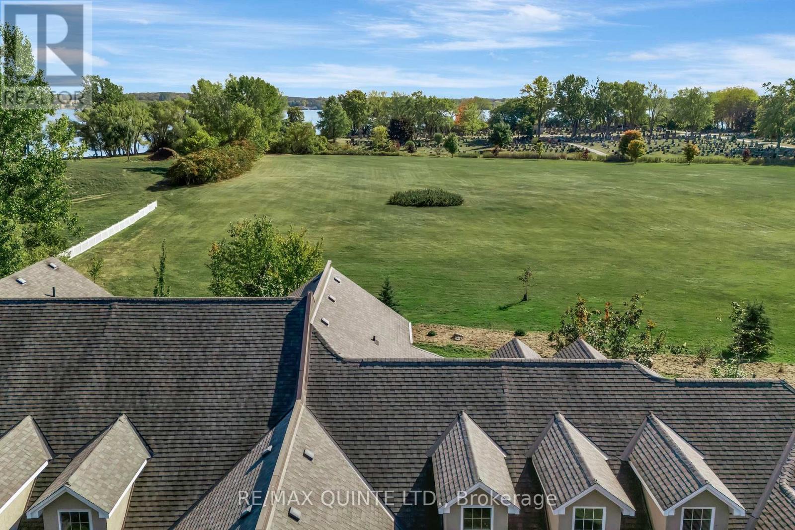 24 Gracefield Lane, Belleville, Ontario  K8N 4Z2 - Photo 5 - X12451739