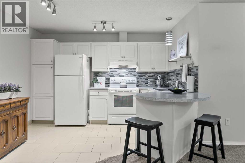 118, 10 Sierra Morena Mews Sw, Calgary, Alberta  T3H 3K5 - Photo 10 - A2263002