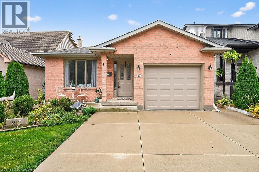 82 Aylmer Crescent, Stoney Creek, Ontario  L8J 1K3 - Photo 1 - 40776628