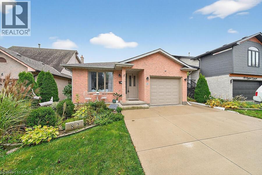 82 Aylmer Crescent, Stoney Creek, Ontario  L8J 1K3 - Photo 3 - 40776628