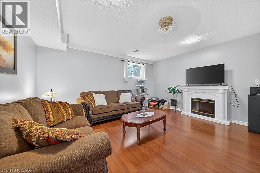 82 Aylmer Crescent, Stoney Creek, Ontario  L8J 1K3 - Photo 32 - 40776628