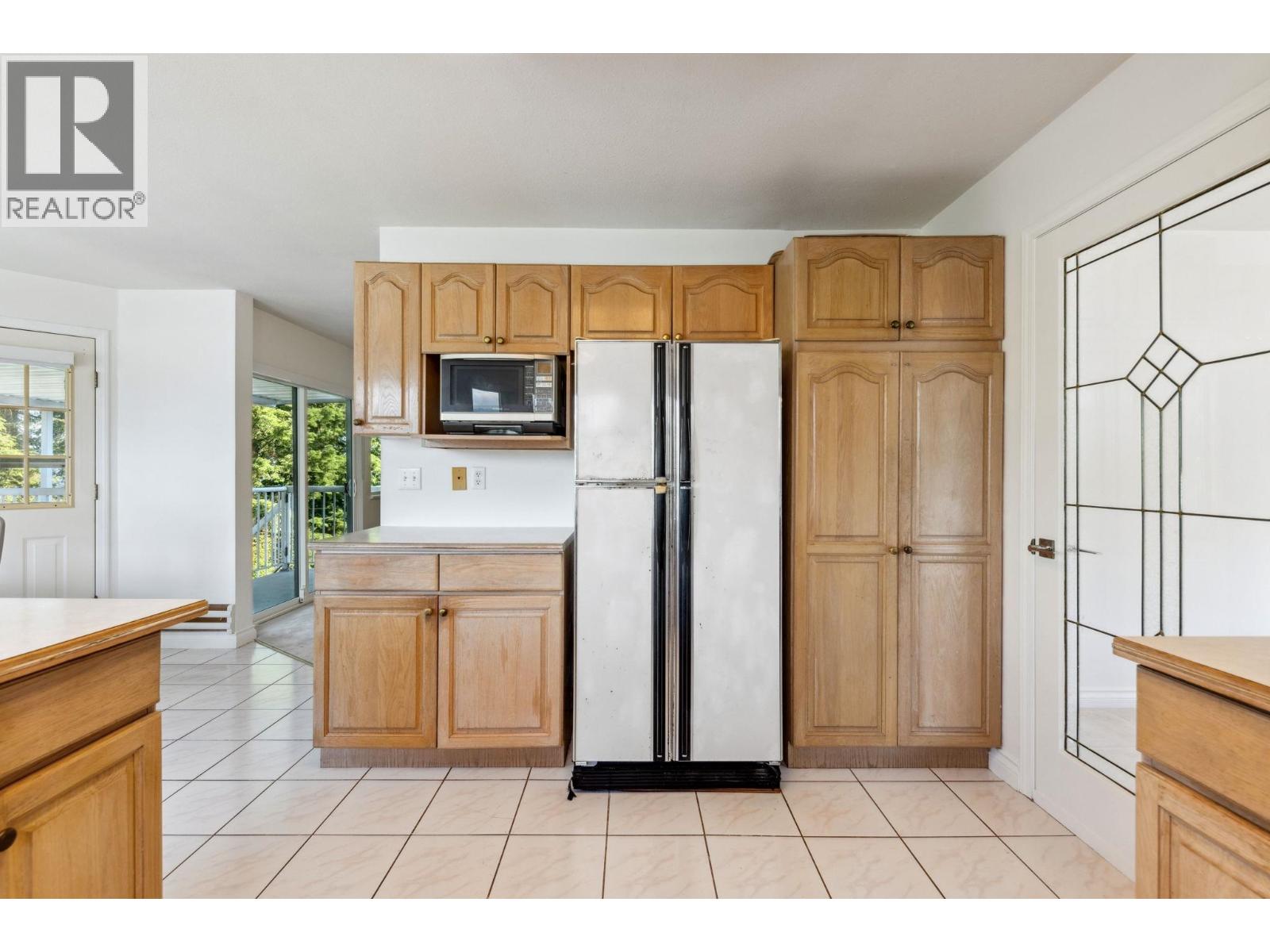 5616 Pandora Street, Burnaby, British Columbia  V5B 4Y6 - Photo 11 - R3017648