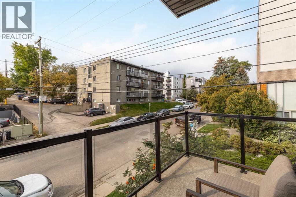 1708 19 Avenue Sw, Calgary, Alberta  T2T 6W6 - Photo 21 - A2257537