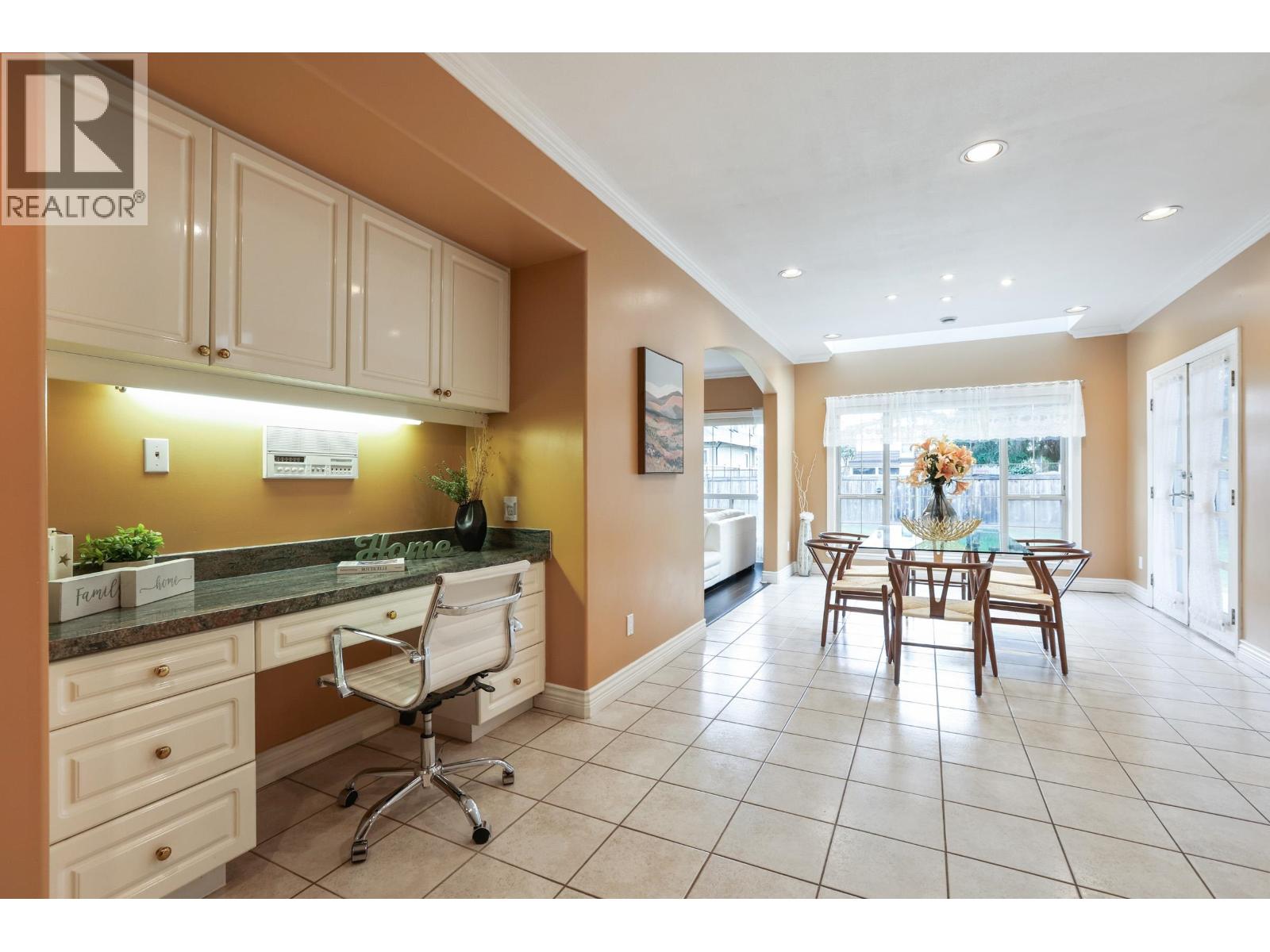 7460 Lombard Road, Richmond, British Columbia  V7C 3N1 - Photo 9 - R3056185