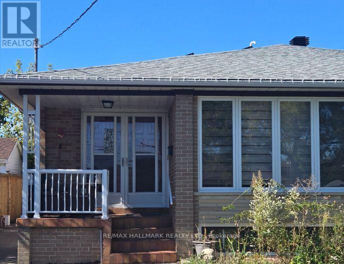8 HUCKNALL ROAD, Toronto, Ontario