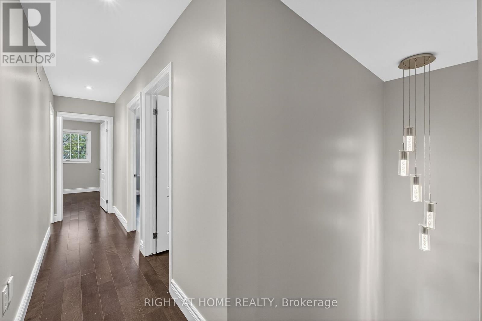 155 Springstead Avenue, Hamilton, Ontario  L8E 6E7 - Photo 19 - X12451727