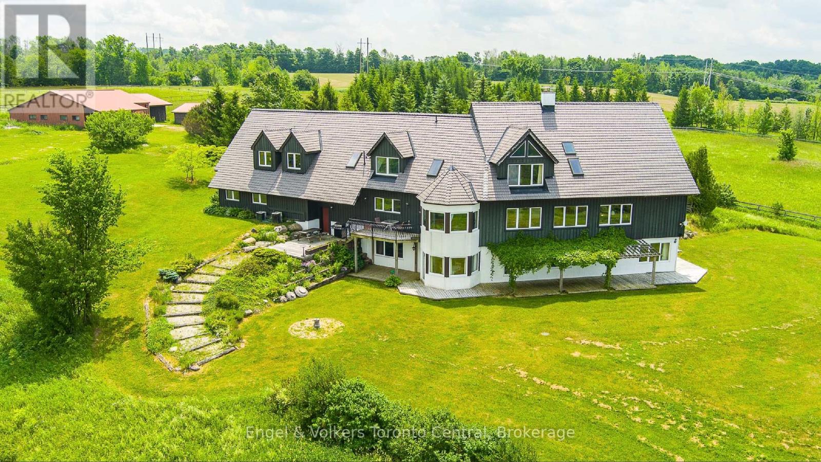 496083 Grey Road 2 Road, Blue Mountains, Ontario  N0H 1J0 - Photo 37 - X12451981