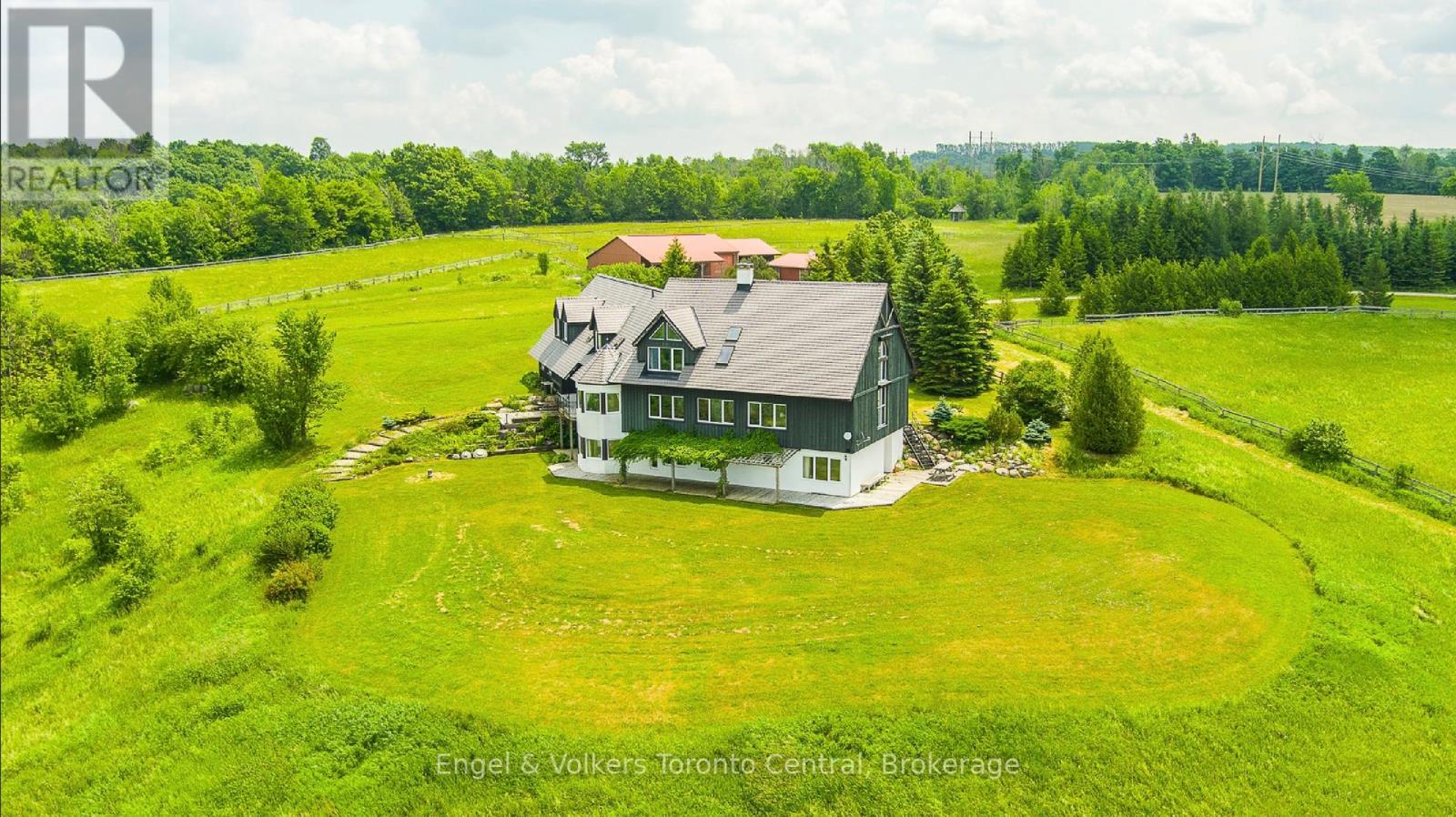 496083 Grey Road 2 Road, Blue Mountains, Ontario  N0H 1J0 - Photo 39 - X12451981