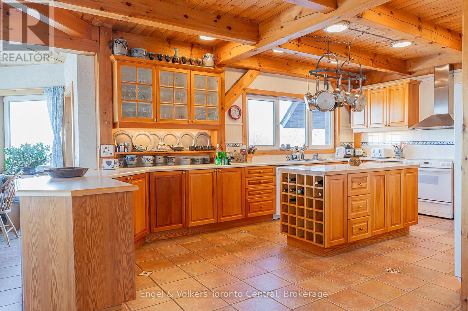 496083 Grey Road 2 Road, Blue Mountains, Ontario  N0H 1J0 - Photo 6 - X12451981
