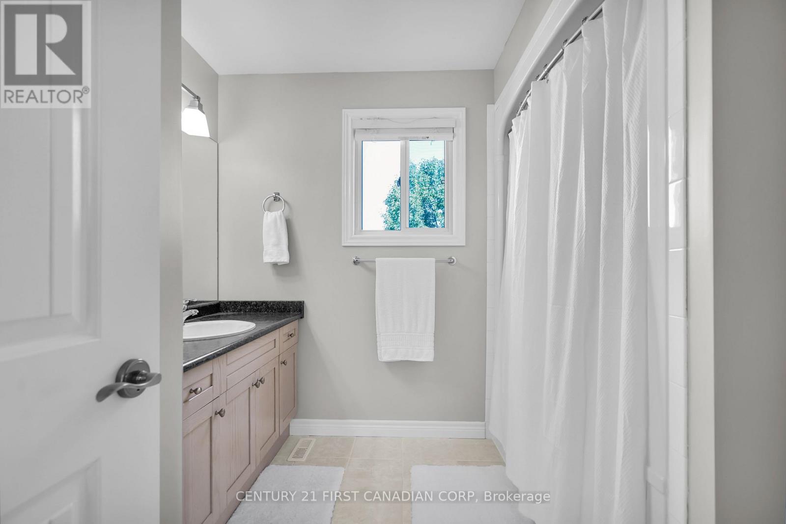2064 Blackwater Road, London North, Ontario  N5X 4J9 - Photo 35 - X12451954
