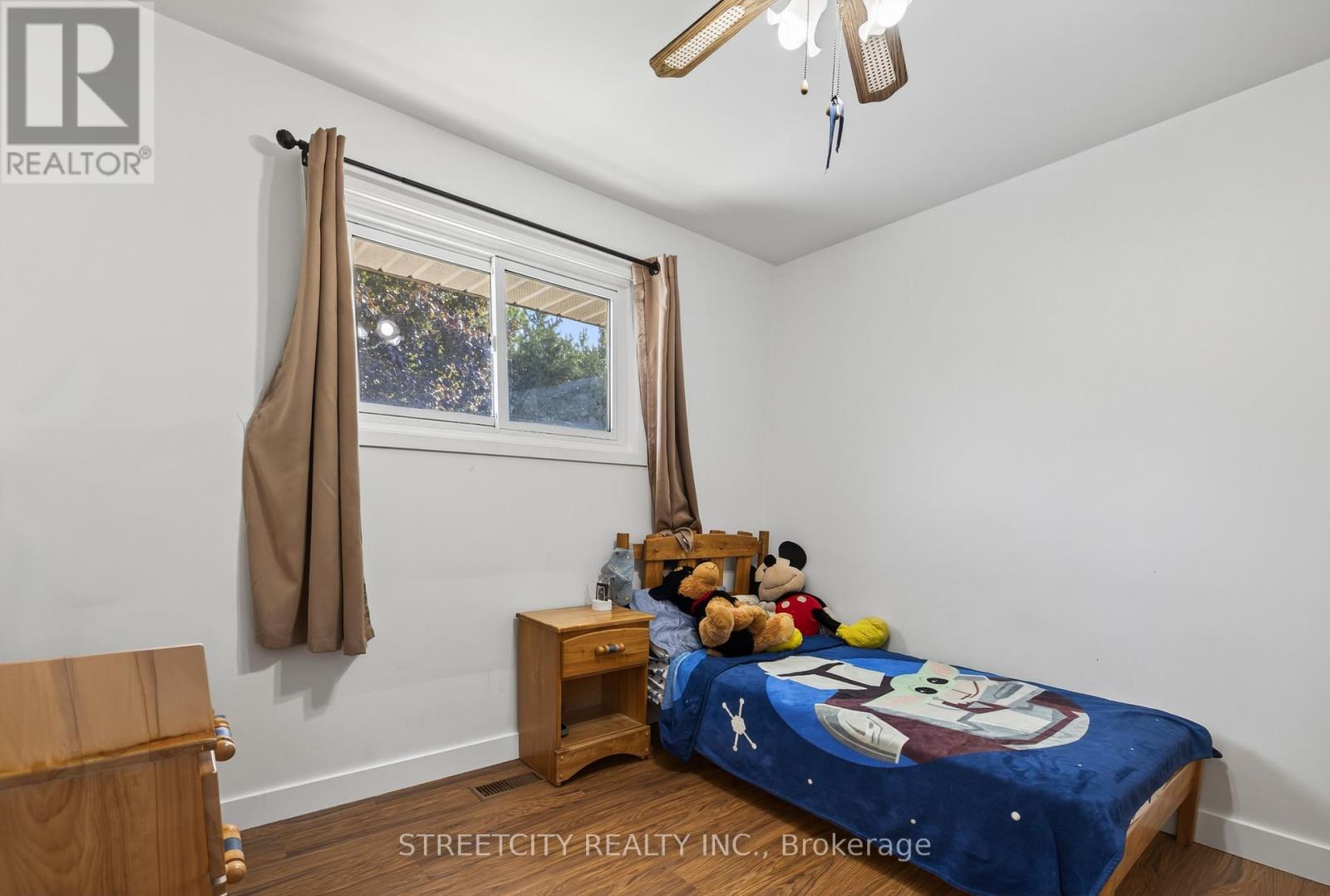 407 Elm Street, St. Thomas, Ontario  N5R 1K2 - Photo 22 - X12452027
