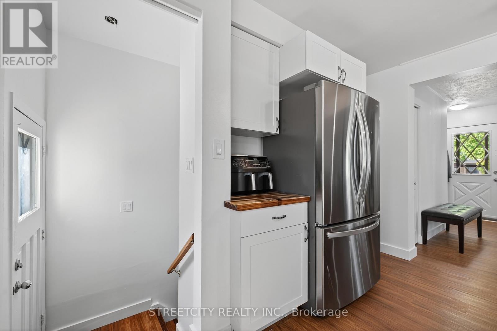 407 Elm Street, St. Thomas, Ontario  N5R 1K2 - Photo 25 - X12452027
