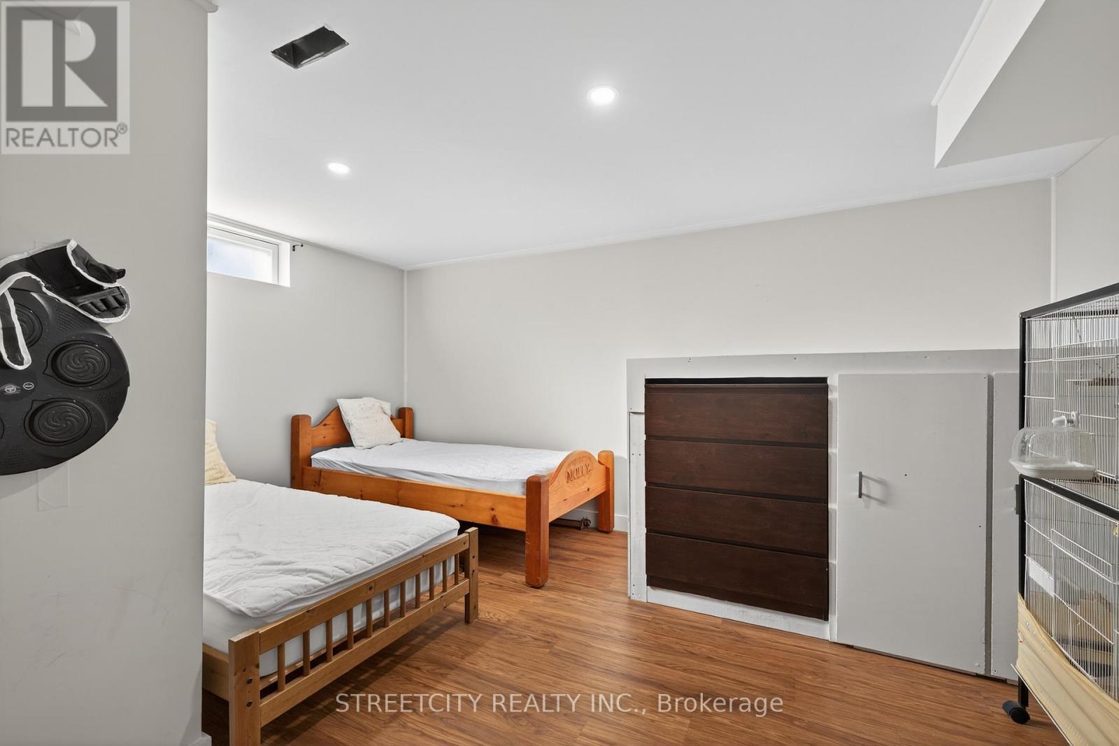 407 Elm Street, St. Thomas, Ontario  N5R 1K2 - Photo 26 - X12452027