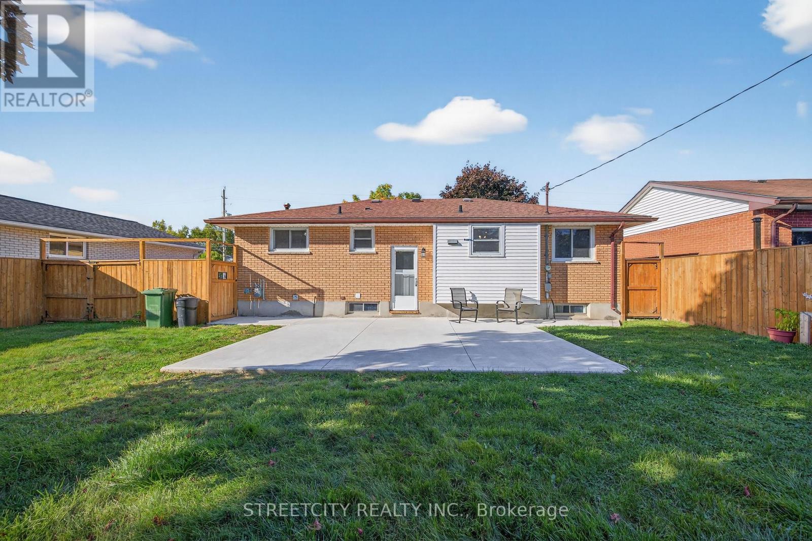 407 Elm Street, St. Thomas, Ontario  N5R 1K2 - Photo 46 - X12452027