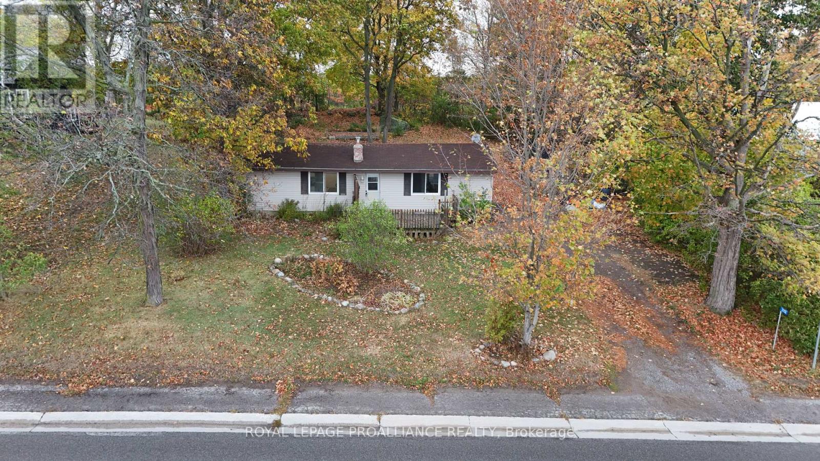 2112 HAMILTON ROAD, Quinte West, Ontario