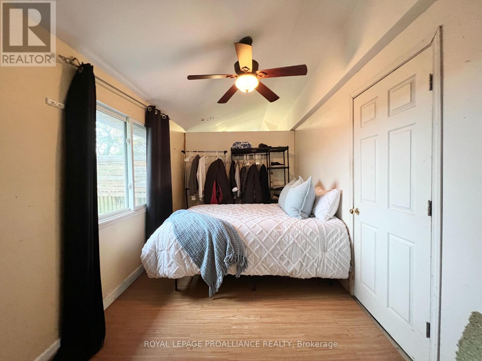 2112 Hamilton Road, Quinte West, Ontario  K8V 5P8 - Photo 13 - X12451982